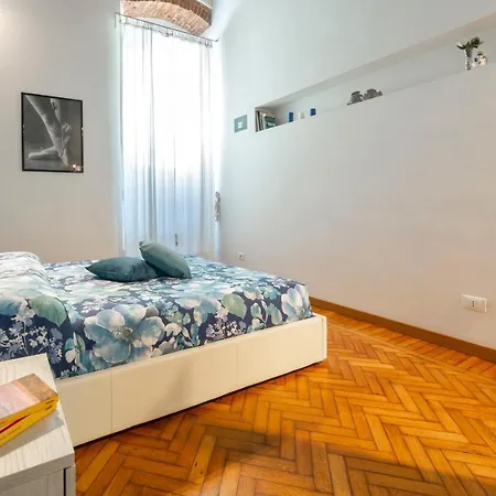 Apartment La Casa Di Remo Ground-floor With A Patio Florence