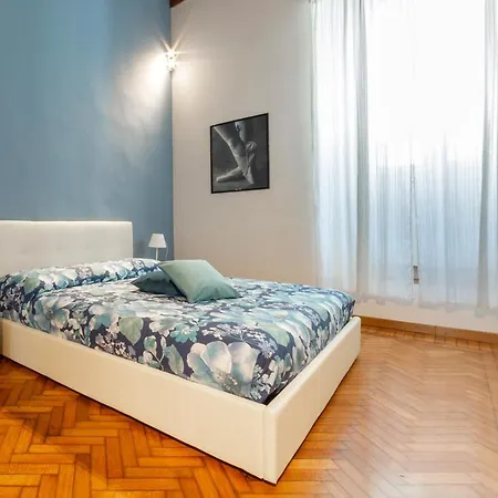 La Casa Di Remo Ground-floor With A Patio Apartment