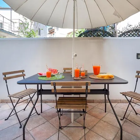 La Casa Di Remo Ground-floor With A Patio פירנצה
